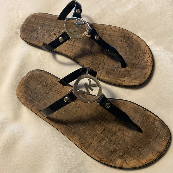 Michael Kors sandals USED but in good condition - Picture 2 of 4